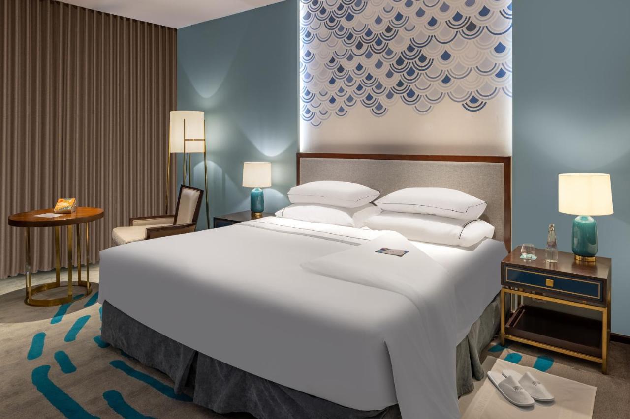 Melia Vinpearl Hue Hotel Luaran gambar A bedroom