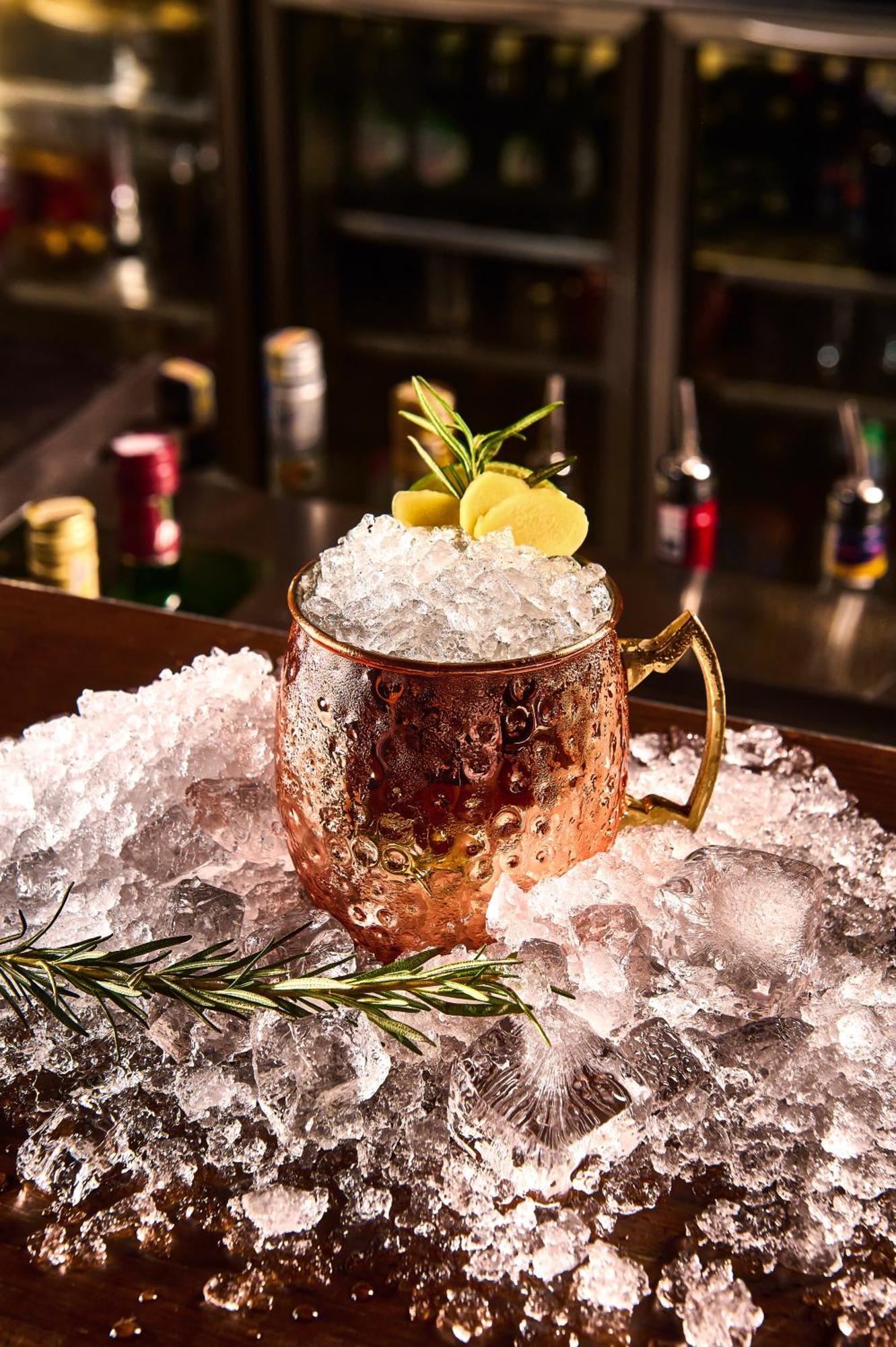 Melia Vinpearl Hue Hotel Luaran gambar A Moscow Mule