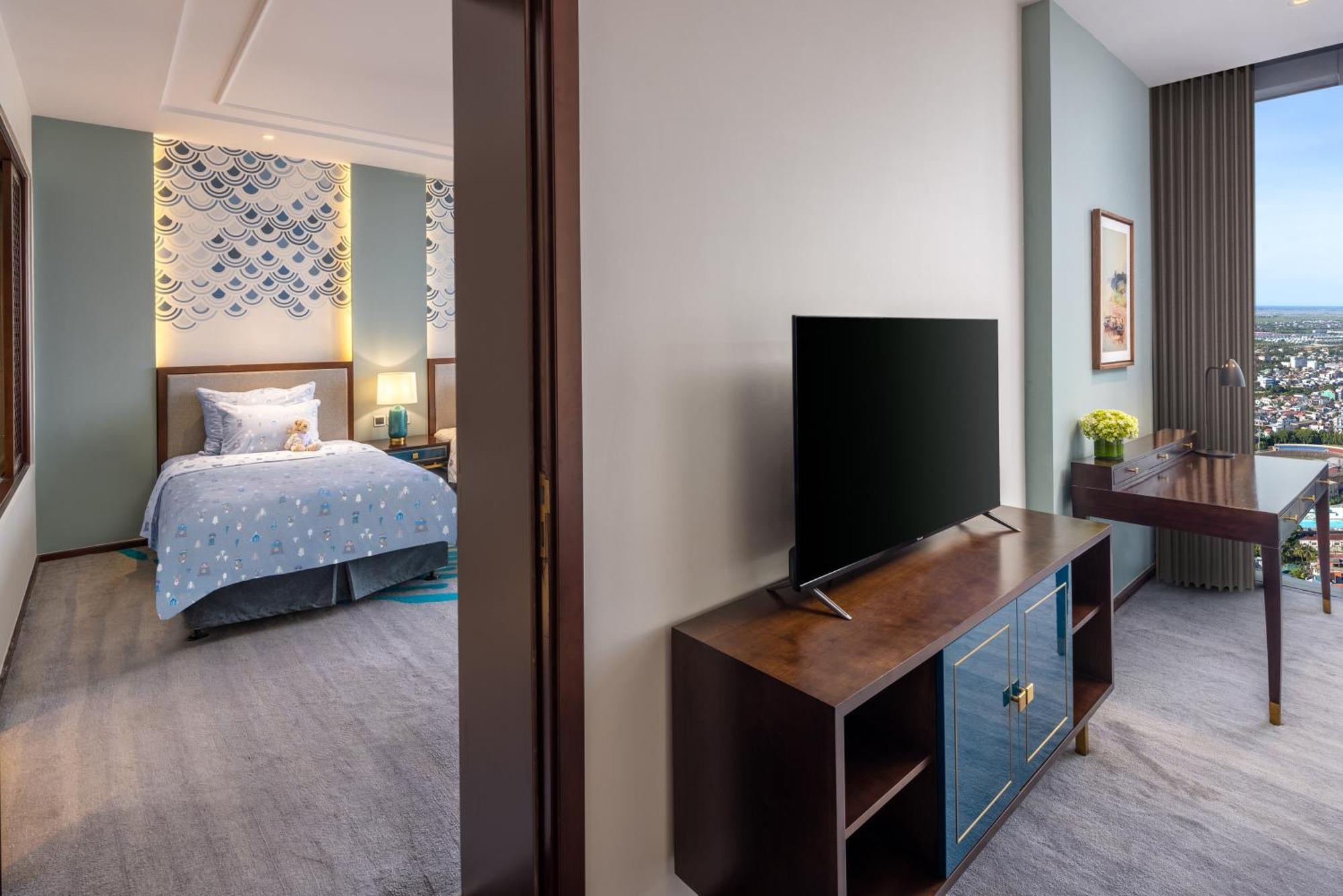 Melia Vinpearl Hue Hotel Bilik gambar Deluxe Suite