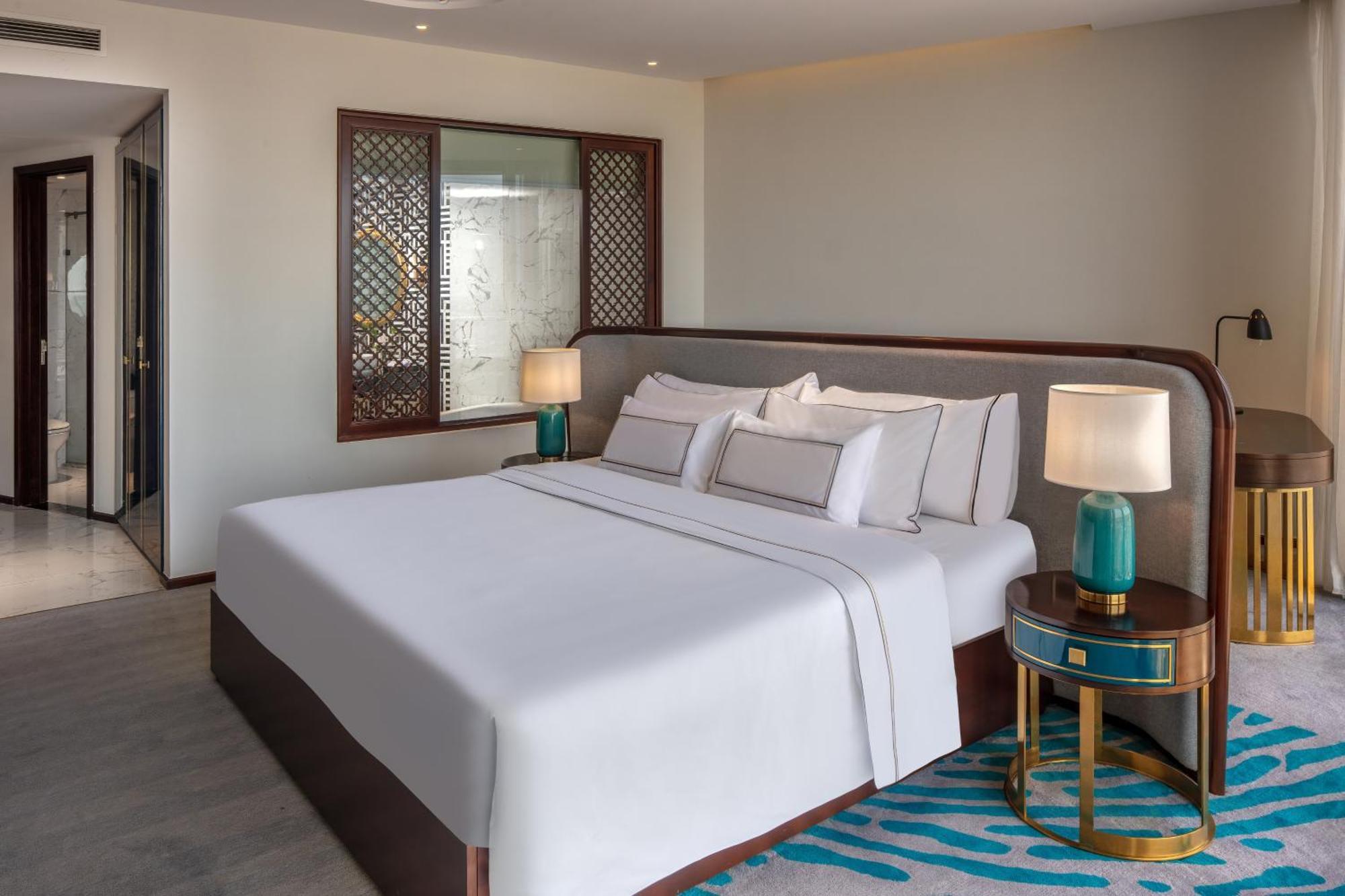 Melia Vinpearl Hue Hotel Bilik gambar A bedroom at the hotel