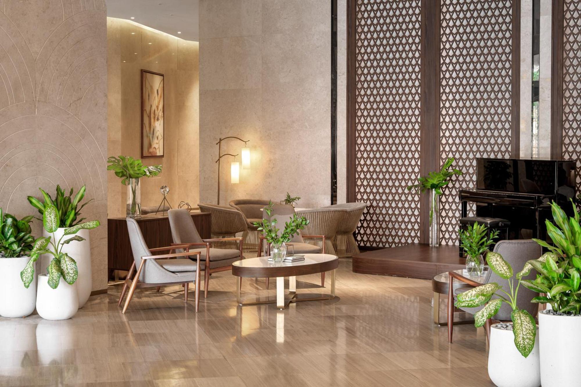 Melia Vinpearl Hue Hotel Luaran gambar The lobby of the hotel